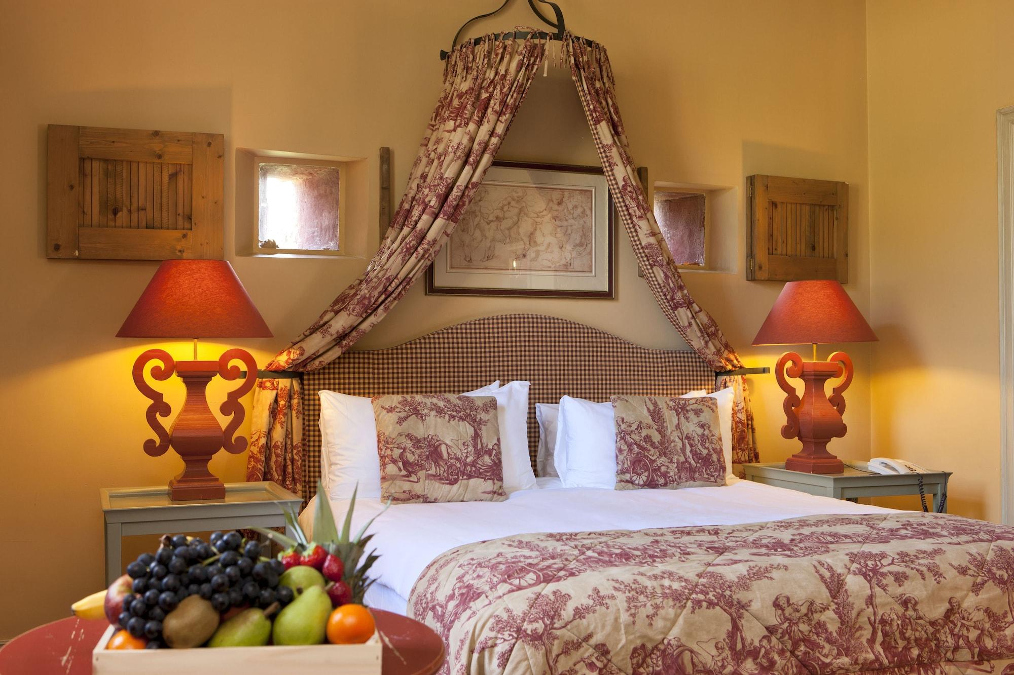 Chateau St Gerlach - Oostwegel Collection, Member Of Relais And Chateaux Valkenburg aan de Geul Esterno foto A bedroom at the hotel