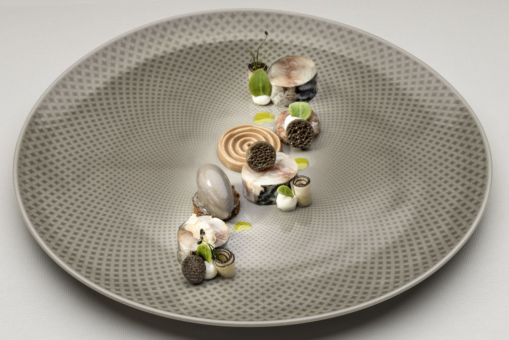 Chateau St Gerlach - Oostwegel Collection, Member Of Relais And Chateaux Valkenburg aan de Geul Esterno foto A dish by Heston Blumenthal